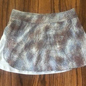 Outdoor Voices Exercise Skort, blue and brown brushstroke print, size S